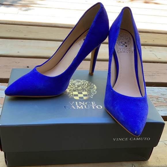 COPY - Vince Camuto EUC suede heels - Picture 1 of 6